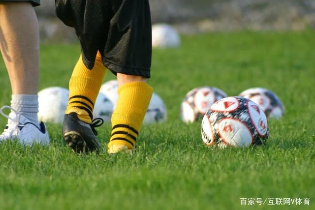 瓦伦西亚寻求阿尔梅达转会，斯旺西提交报价